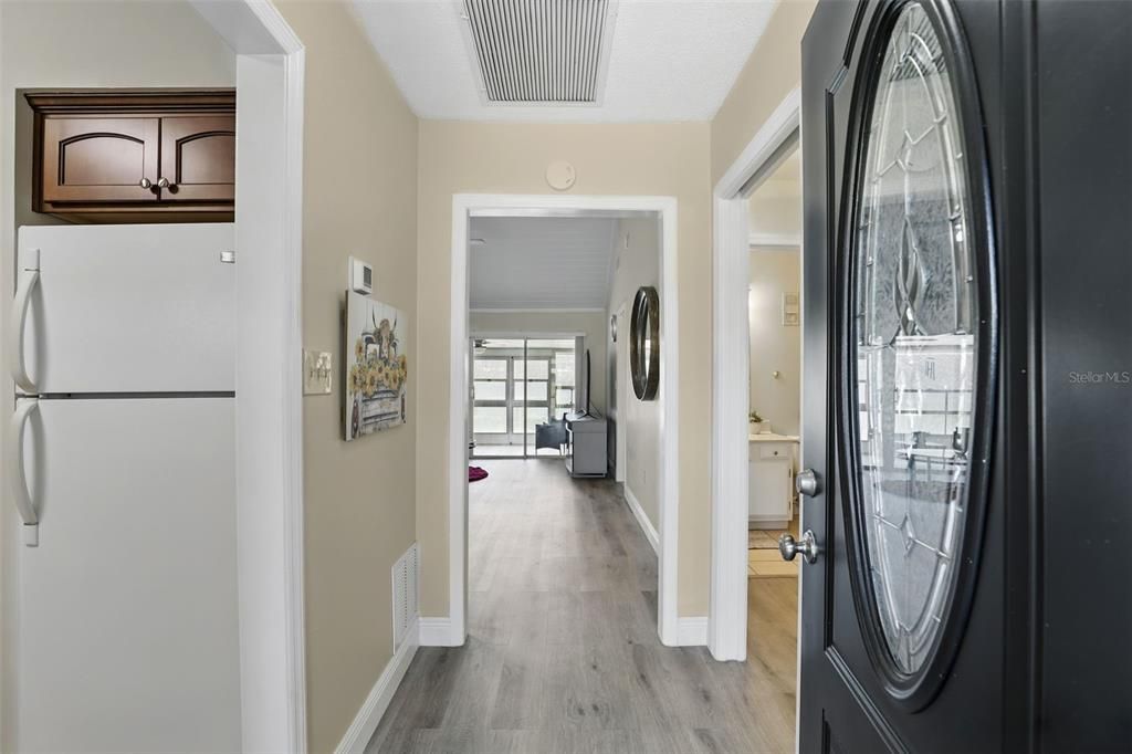 На продажу: $224,500 (2 спален, 2 ванн, 965 Квадратных фут)