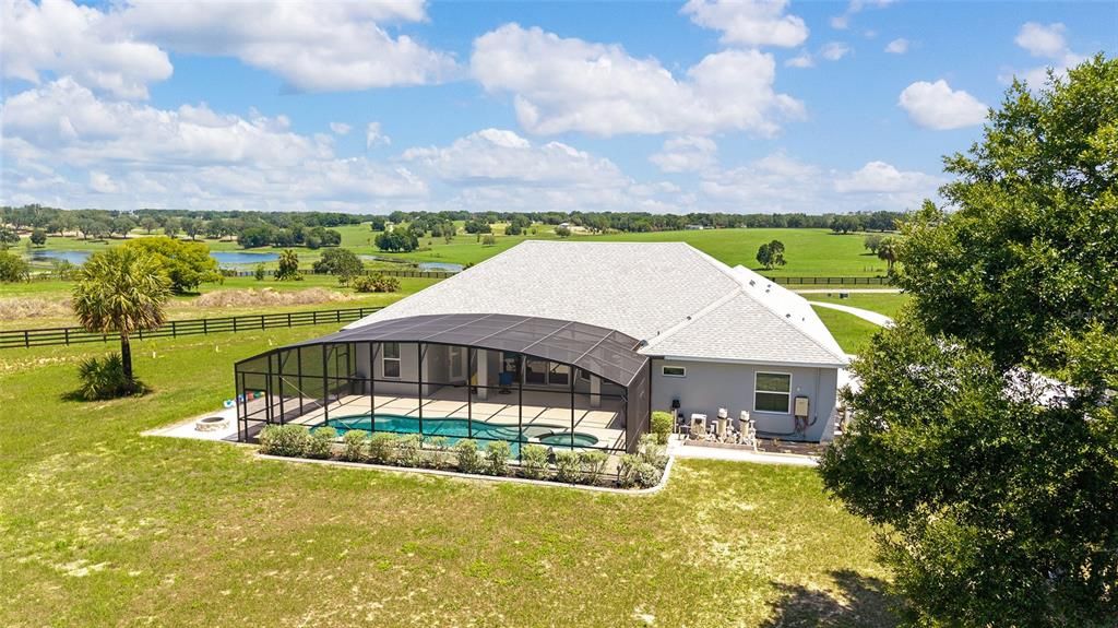 En Venta: $1,175,000 (3 camas, 3 baños, 2530 Pies cuadrados)