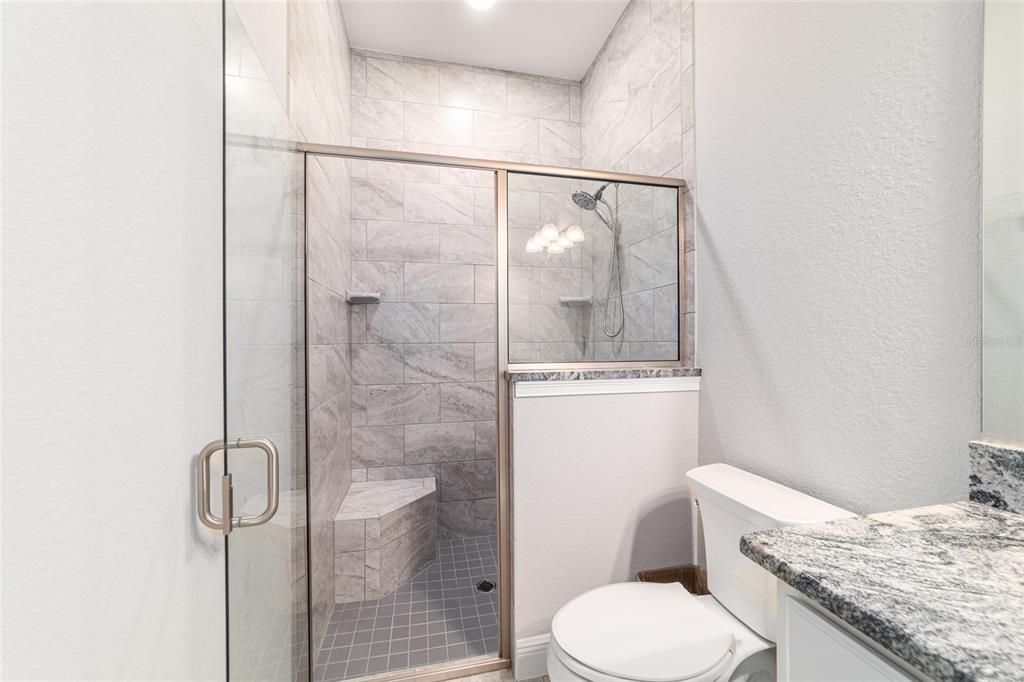 En Venta: $1,175,000 (3 camas, 3 baños, 2530 Pies cuadrados)