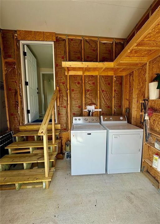 For Sale: $152,900 (1 beds, 2 baths, 455 Square Feet)