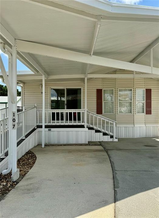 For Sale: $152,900 (1 beds, 2 baths, 455 Square Feet)