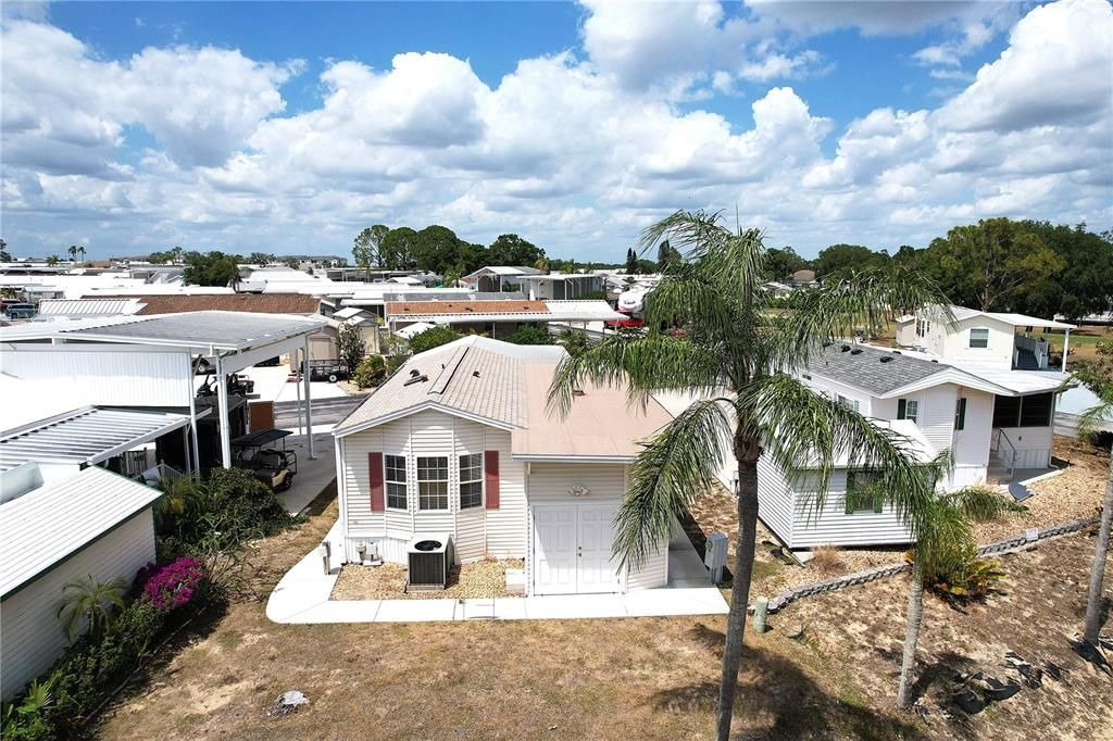 For Sale: $152,900 (1 beds, 2 baths, 455 Square Feet)