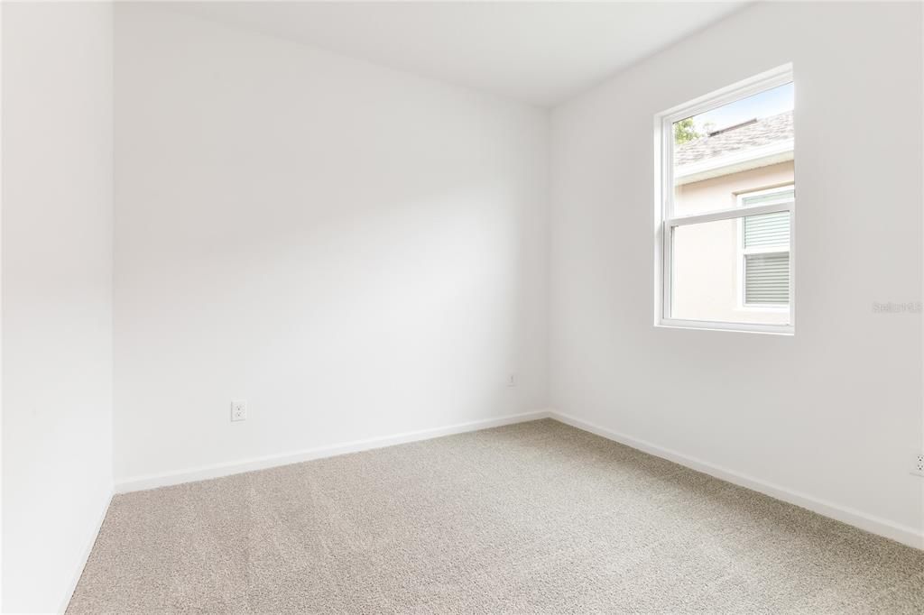 For Sale: $470,401 (3 beds, 2 baths, 1885 Square Feet)