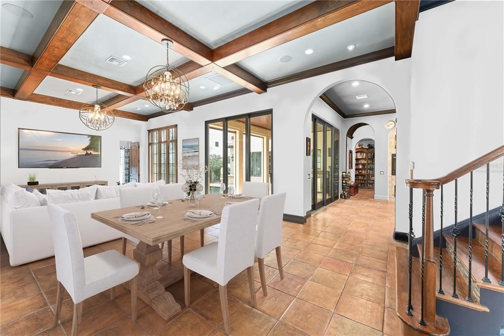 合同活跃: $4,500,000 (4 贝兹, 4 浴室, 3357 平方英尺)