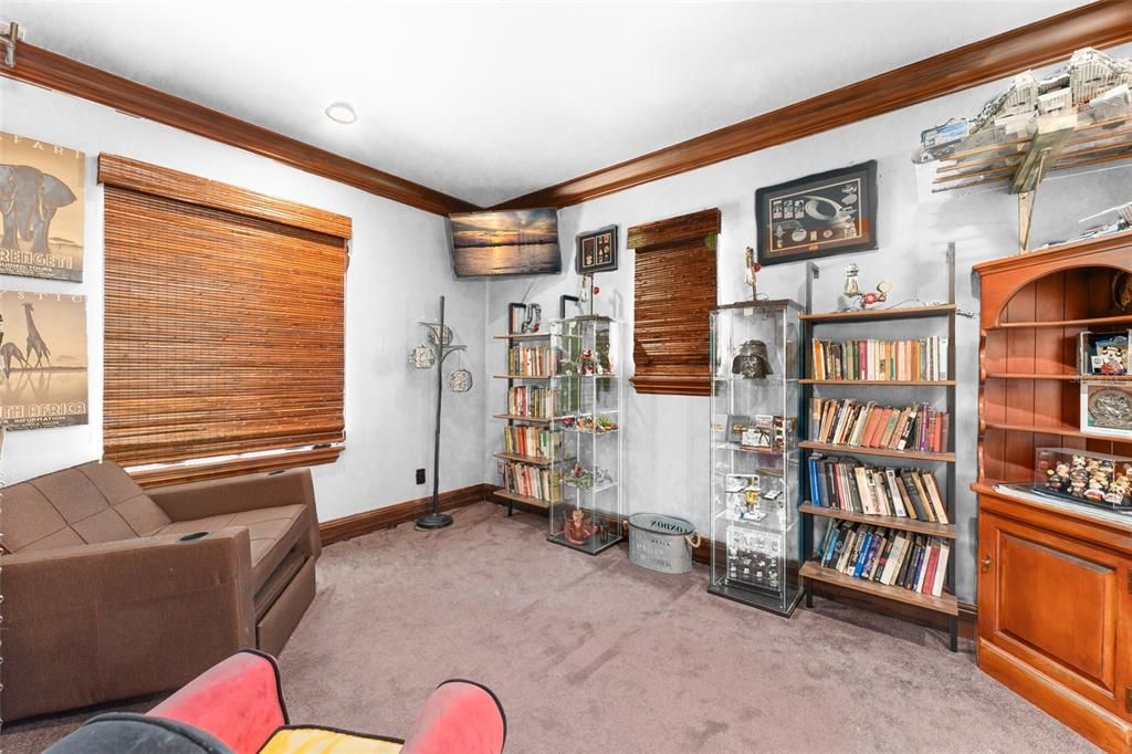 合同活跃: $4,500,000 (4 贝兹, 4 浴室, 3357 平方英尺)