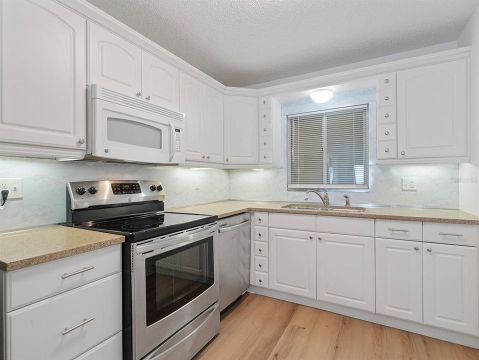 En Venta: $255,000 (2 camas, 2 baños, 1229 Pies cuadrados)