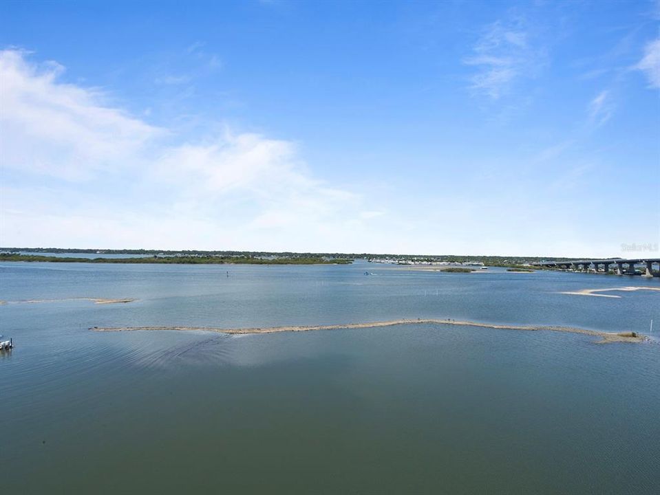 En Venta: $255,000 (2 camas, 2 baños, 1229 Pies cuadrados)