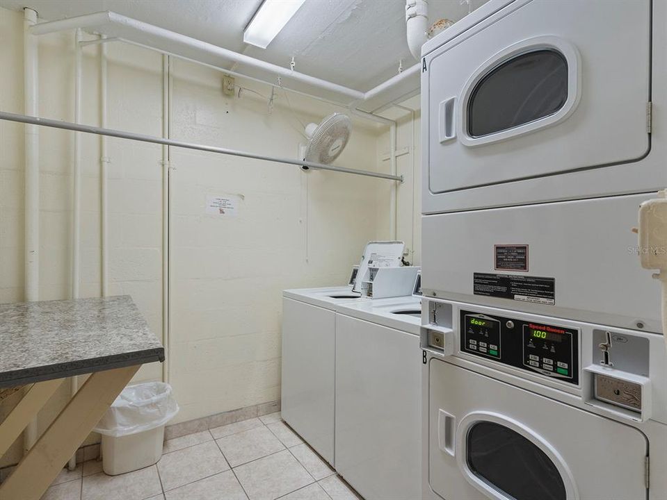 En Venta: $255,000 (2 camas, 2 baños, 1229 Pies cuadrados)