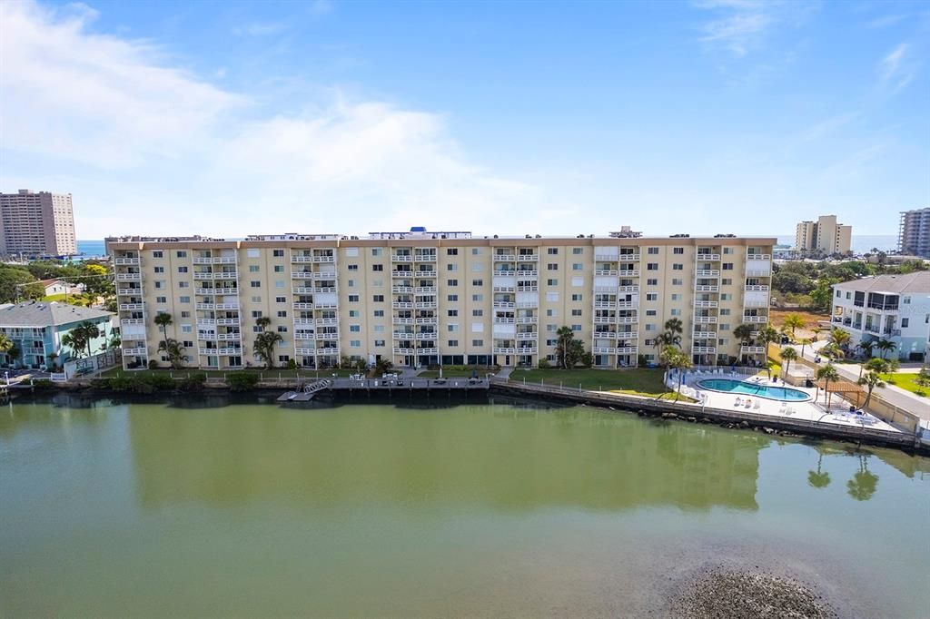 En Venta: $255,000 (2 camas, 2 baños, 1229 Pies cuadrados)