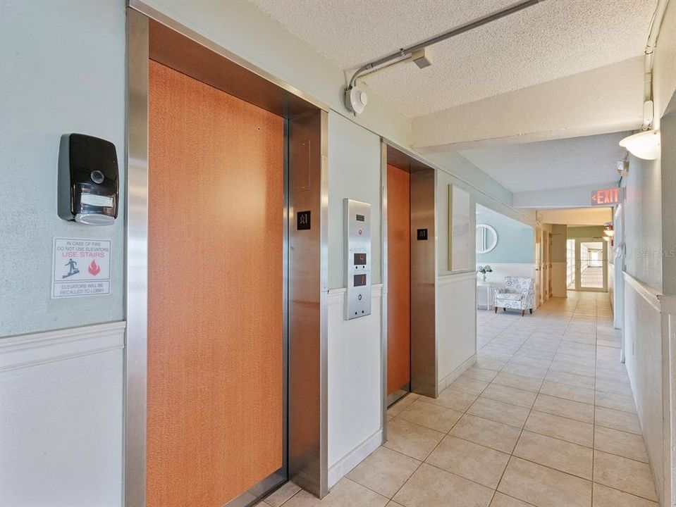 En Venta: $255,000 (2 camas, 2 baños, 1229 Pies cuadrados)