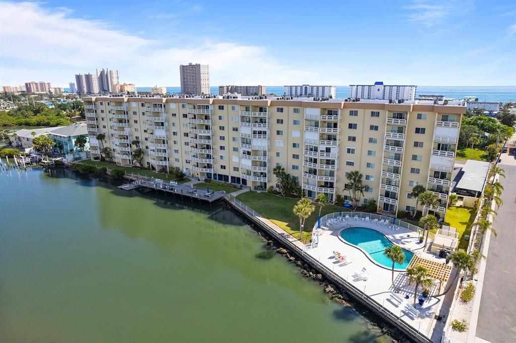 En Venta: $255,000 (2 camas, 2 baños, 1229 Pies cuadrados)