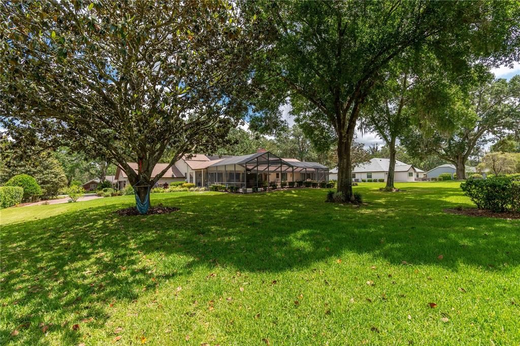 En Venta: $669,000 (3 camas, 2 baños, 2711 Pies cuadrados)