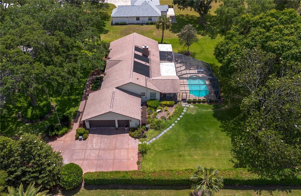 En Venta: $669,000 (3 camas, 2 baños, 2711 Pies cuadrados)