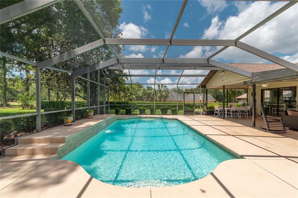 En Venta: $669,000 (3 camas, 2 baños, 2711 Pies cuadrados)