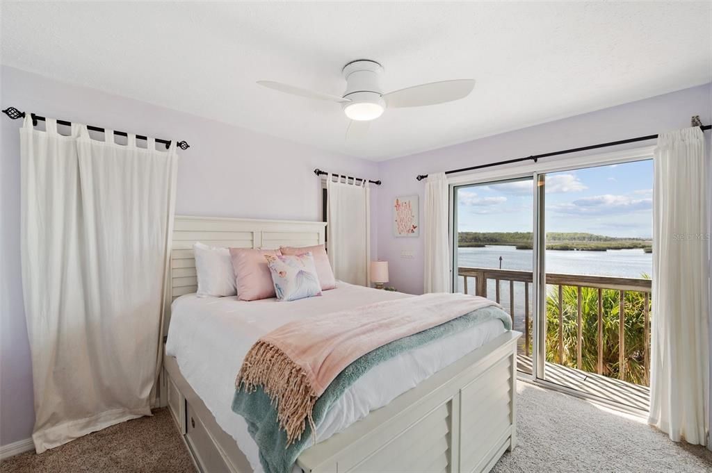 For Sale: $1,350,000 (3 beds, 3 baths, 1500 Square Feet)