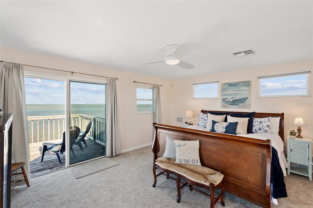 For Sale: $1,350,000 (3 beds, 3 baths, 1500 Square Feet)