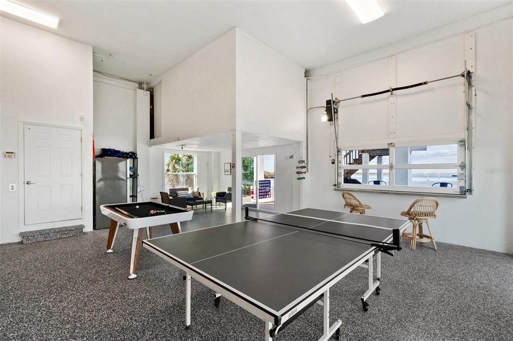 For Sale: $1,350,000 (3 beds, 3 baths, 1500 Square Feet)