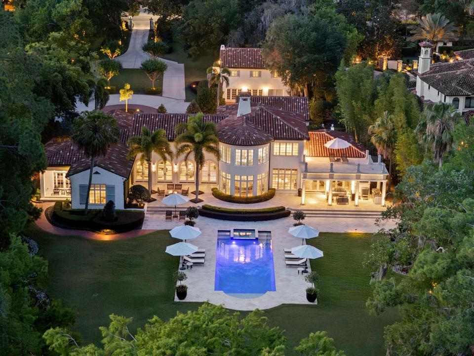 For Sale: $10,950,000 (5 beds, 5 baths, 8174 Square Feet)