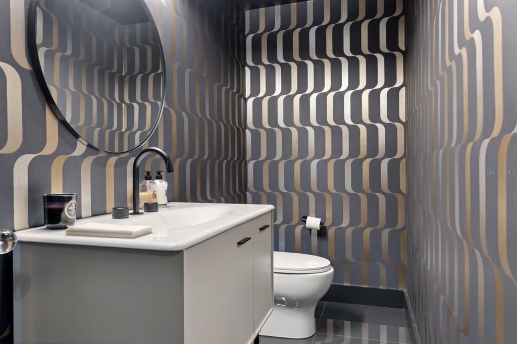 For Sale: $10,950,000 (5 beds, 5 baths, 8174 Square Feet)