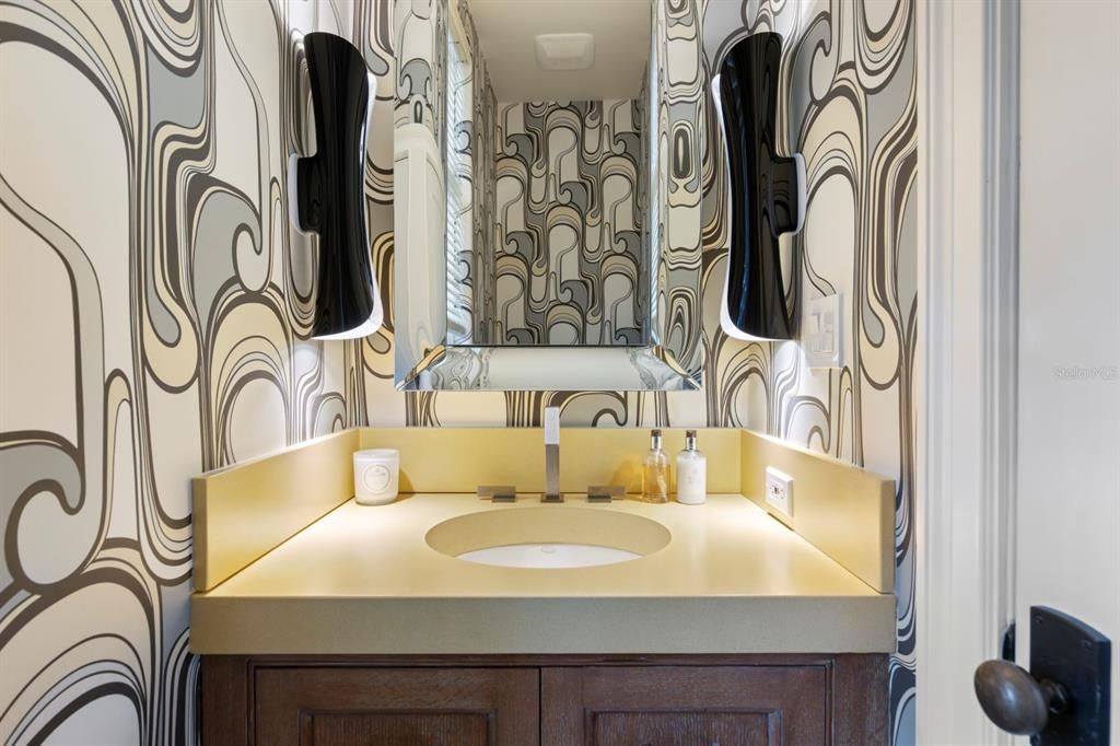 For Sale: $10,950,000 (5 beds, 5 baths, 8174 Square Feet)