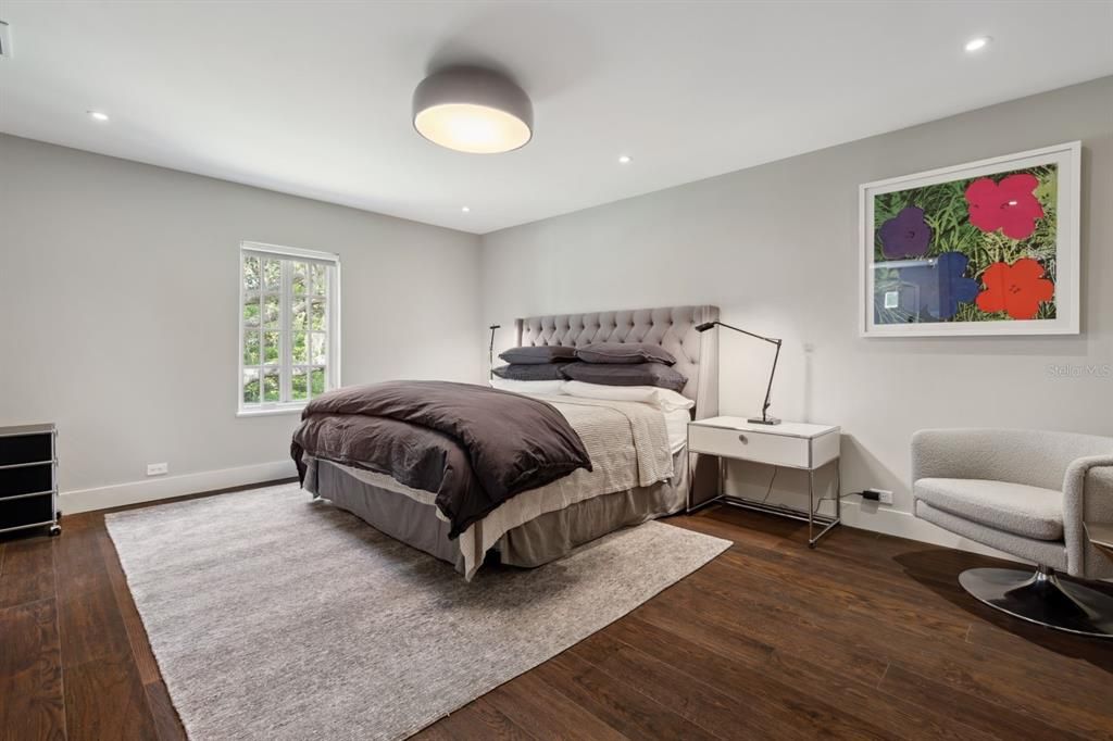 For Sale: $10,950,000 (5 beds, 5 baths, 8174 Square Feet)