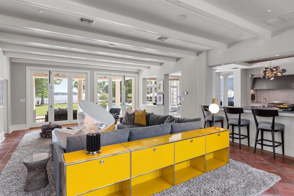 For Sale: $10,950,000 (5 beds, 5 baths, 8174 Square Feet)