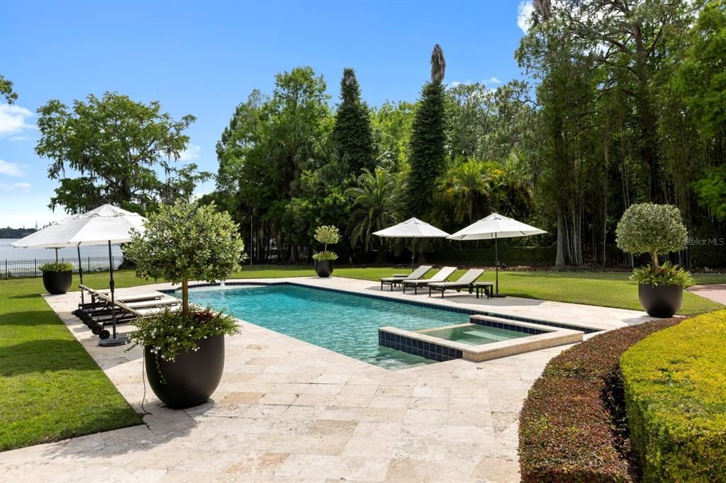 For Sale: $10,950,000 (5 beds, 5 baths, 8174 Square Feet)