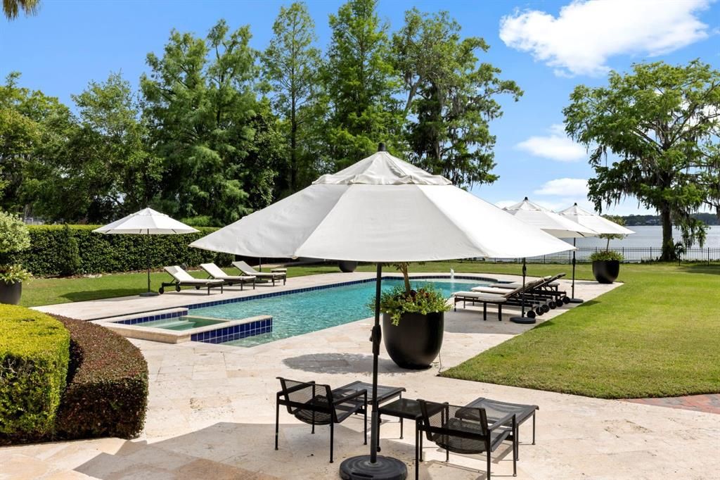 For Sale: $10,950,000 (5 beds, 5 baths, 8174 Square Feet)