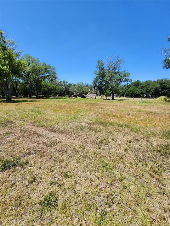 Недавно продано: $90,000 (0.94 acres)