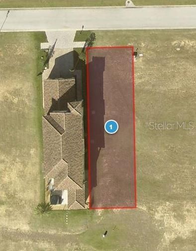 Под контрактом: $250,000 (0.13 acres)