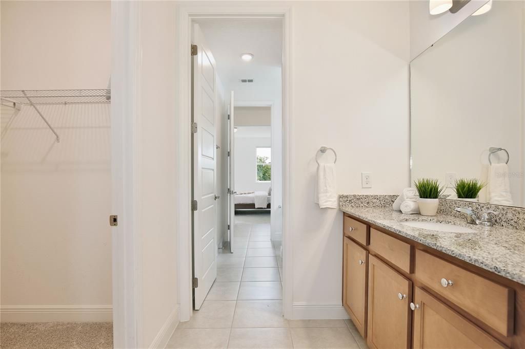 待售: $1,495,000 (6 贝兹, 5 浴室, 4493 平方英尺)