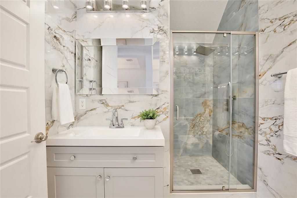 待售: $1,495,000 (6 贝兹, 5 浴室, 4493 平方英尺)