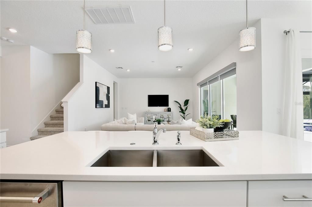 待售: $1,495,000 (6 贝兹, 5 浴室, 4493 平方英尺)