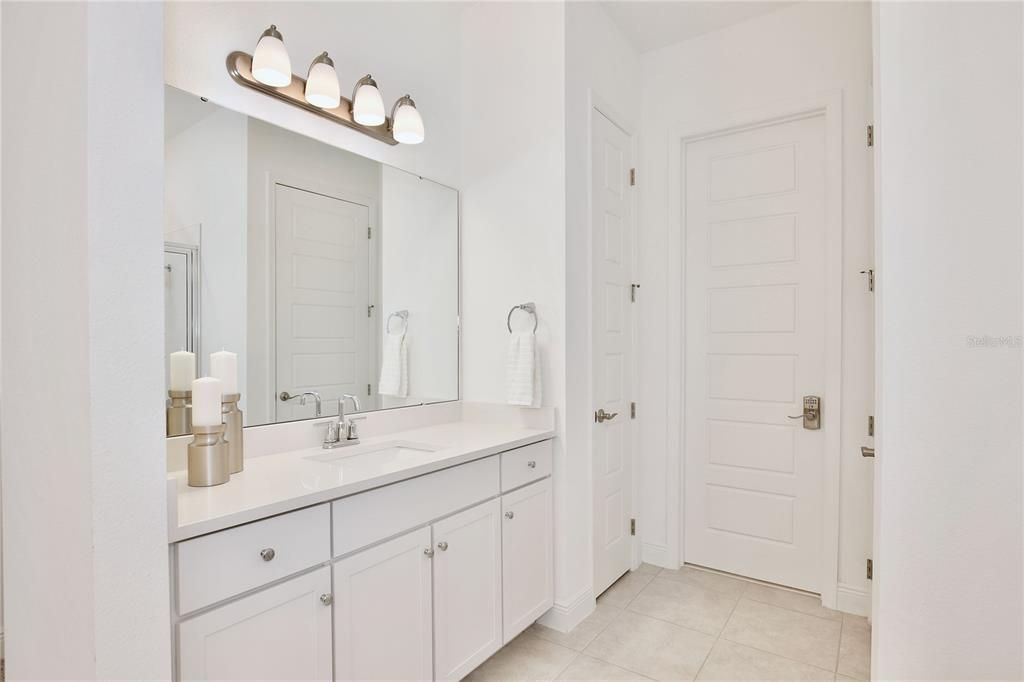 待售: $1,495,000 (6 贝兹, 5 浴室, 4493 平方英尺)