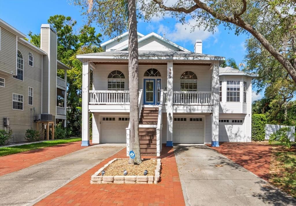 Recently Rented: $5,995 (4 beds, 3 baths, 2778 Square Feet)