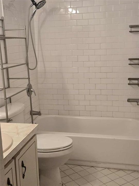 For Sale: $241,888 (2 beds, 2 baths, 1272 Square Feet)