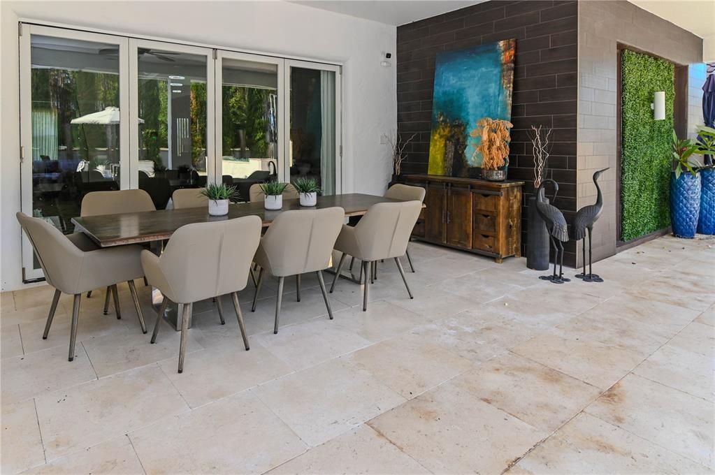 For Sale: $1,990,000 (6 beds, 6 baths, 5394 Square Feet)