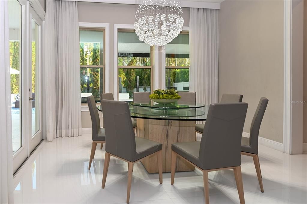 For Sale: $1,990,000 (6 beds, 6 baths, 5394 Square Feet)