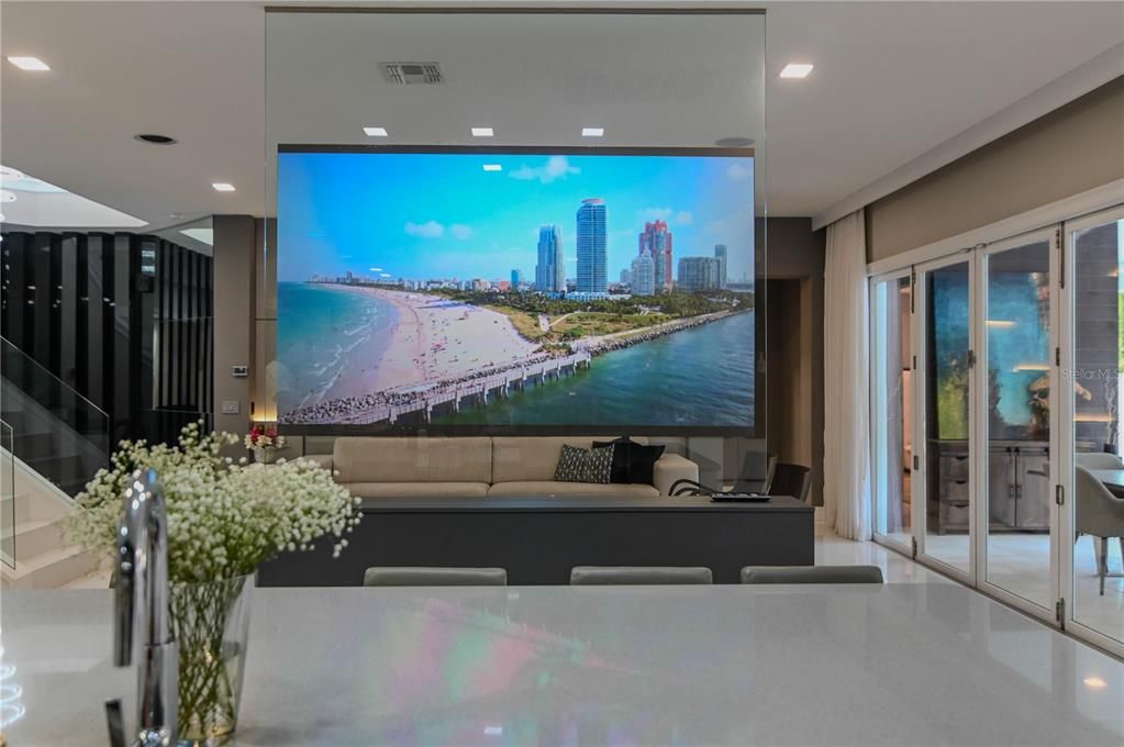 For Sale: $1,990,000 (6 beds, 6 baths, 5394 Square Feet)