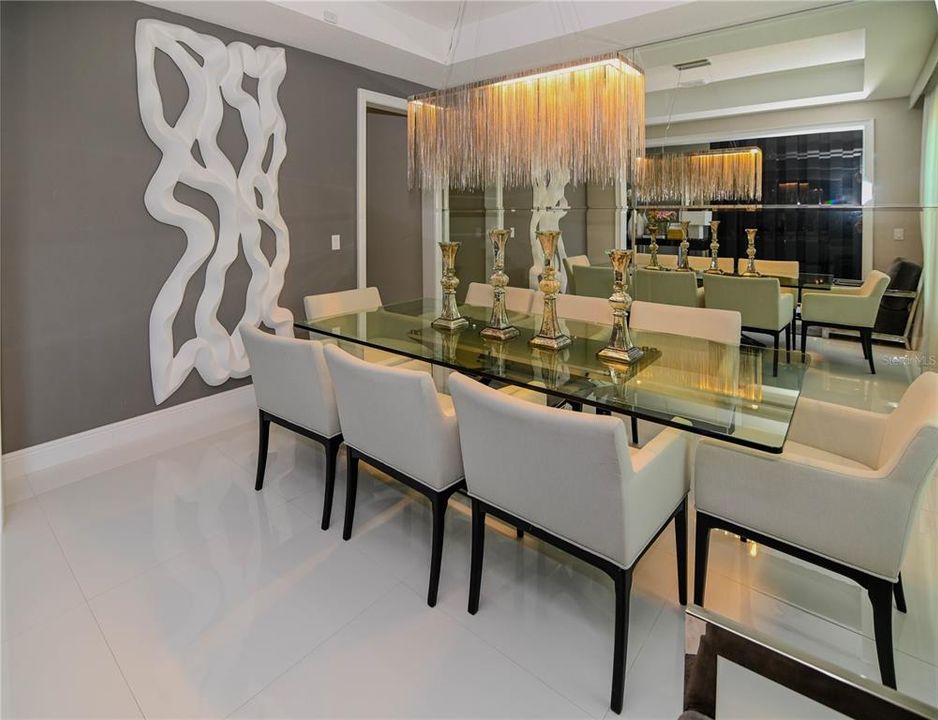 For Sale: $1,990,000 (6 beds, 6 baths, 5394 Square Feet)