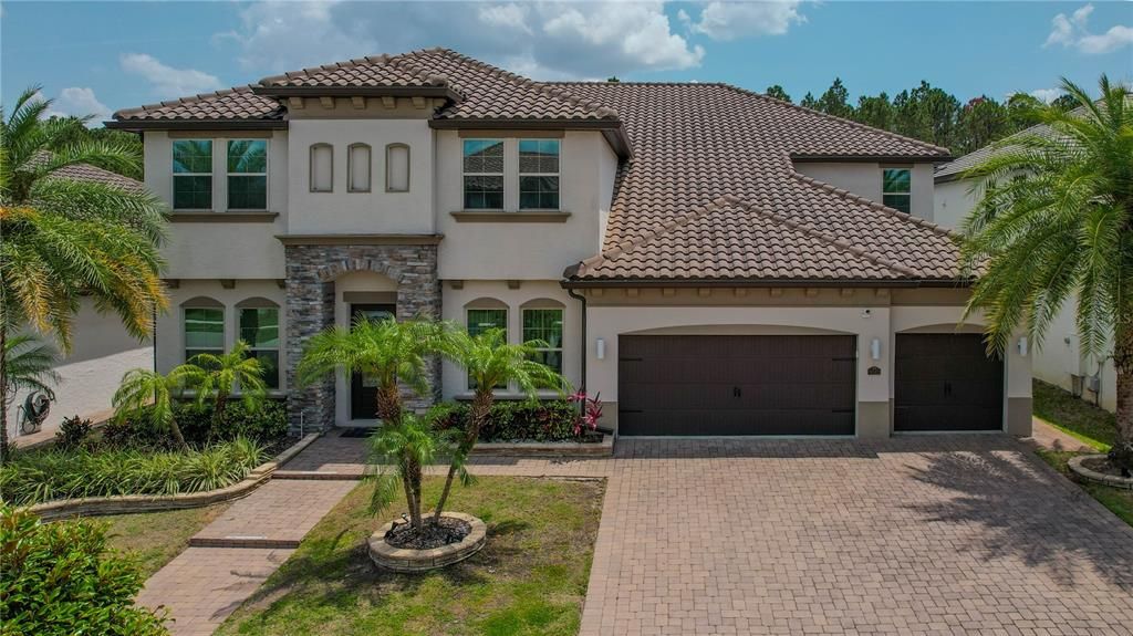 For Sale: $1,990,000 (6 beds, 6 baths, 5394 Square Feet)