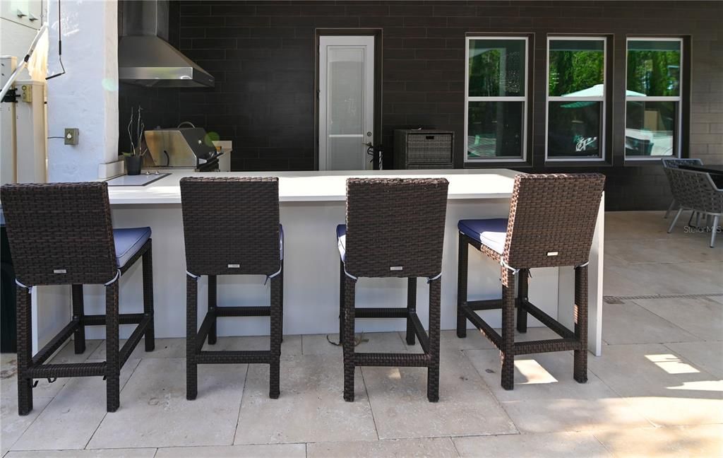 For Sale: $1,990,000 (6 beds, 6 baths, 5394 Square Feet)