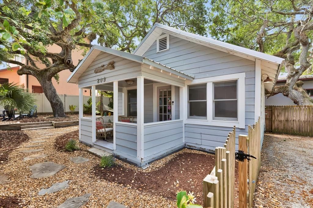 Vendido Recientemente: $436,900 (2 camas, 1 baños, 480 Pies cuadrados)