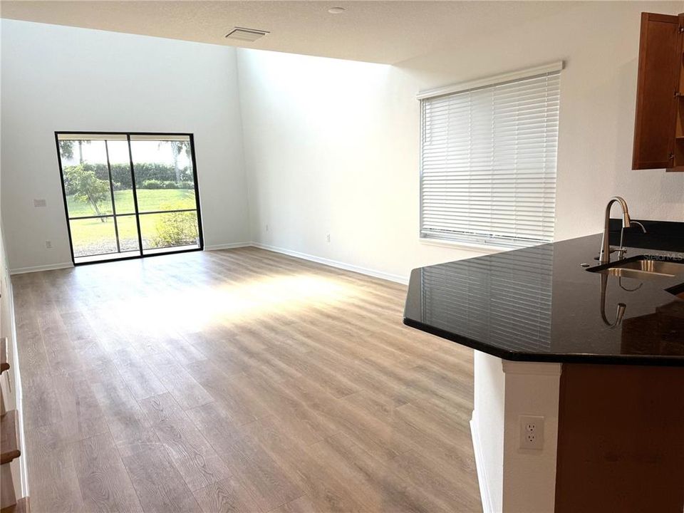 В аренду: $3,295 (4 спален, 3 ванн, 2138 Квадратных фут)