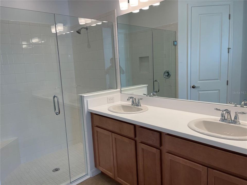 В аренду: $3,295 (4 спален, 3 ванн, 2138 Квадратных фут)