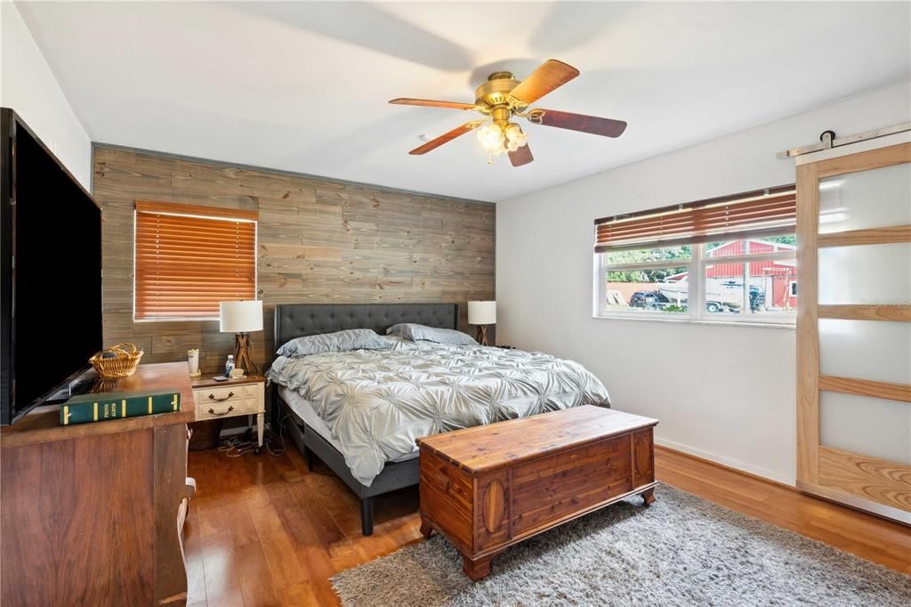 For Sale: $1,049,000 (5 beds, 3 baths, 2804 Square Feet)