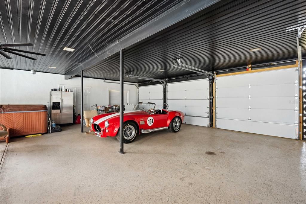 For Sale: $1,049,000 (5 beds, 3 baths, 2804 Square Feet)