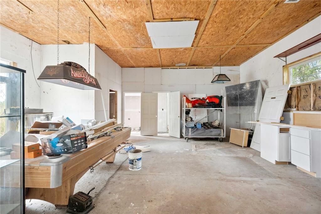 For Sale: $1,049,000 (5 beds, 3 baths, 2804 Square Feet)