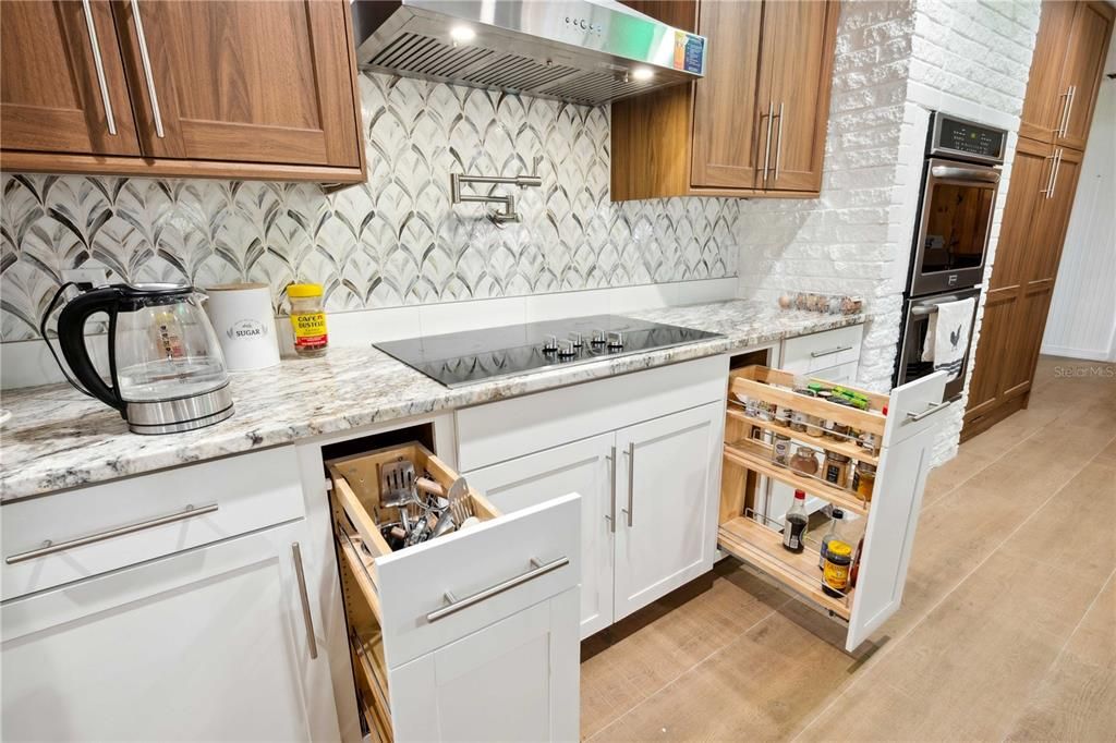 For Sale: $1,049,000 (5 beds, 3 baths, 2804 Square Feet)