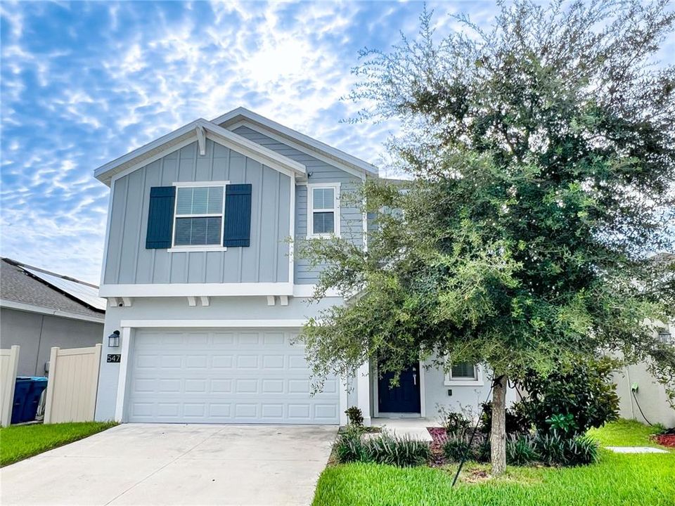 合同活跃: $329,900 (6 贝兹, 3 浴室, 2614 平方英尺)